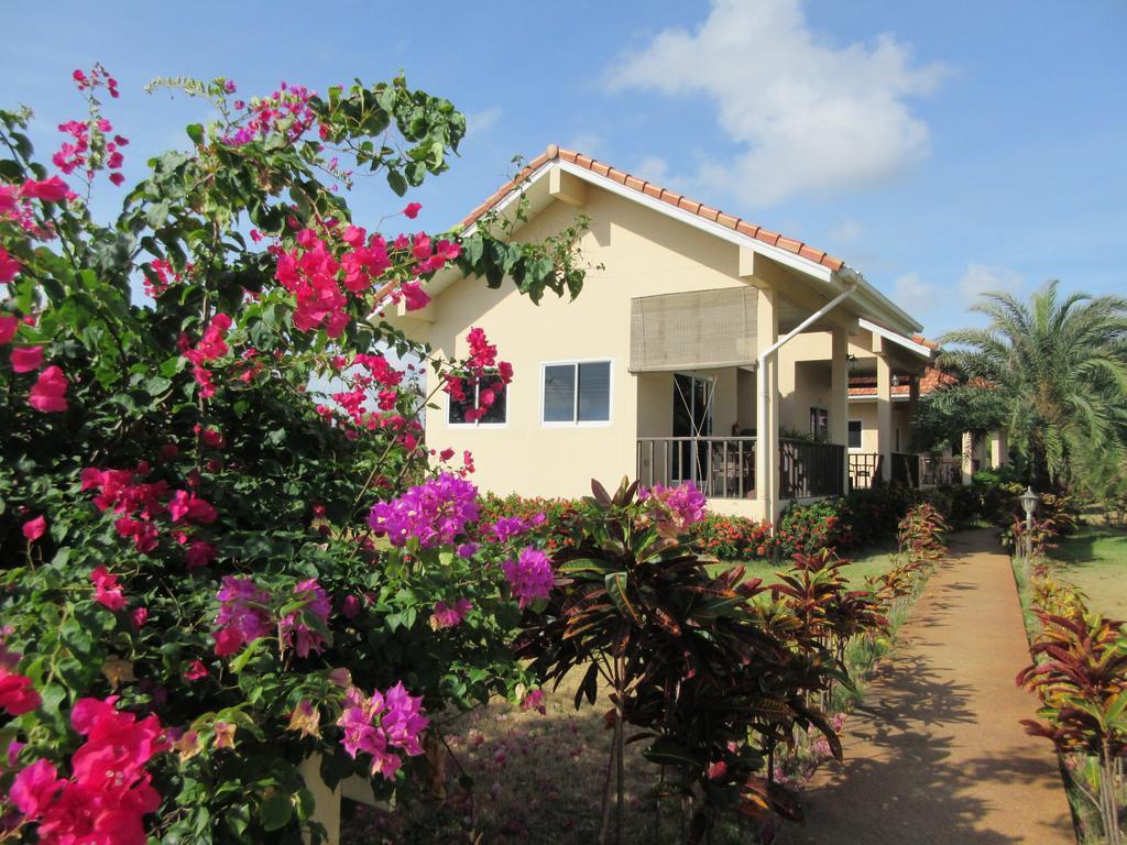 Ao Thai Resort Szathingphra Kültér fotó