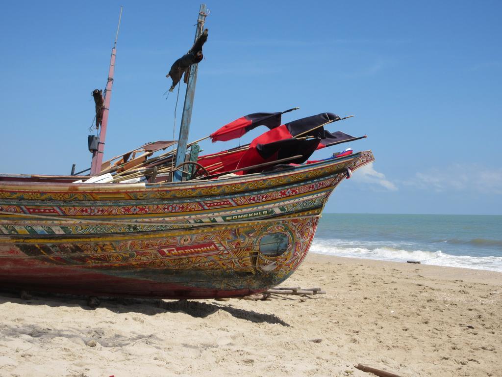 Ao Thai Resort Szathingphra Kültér fotó