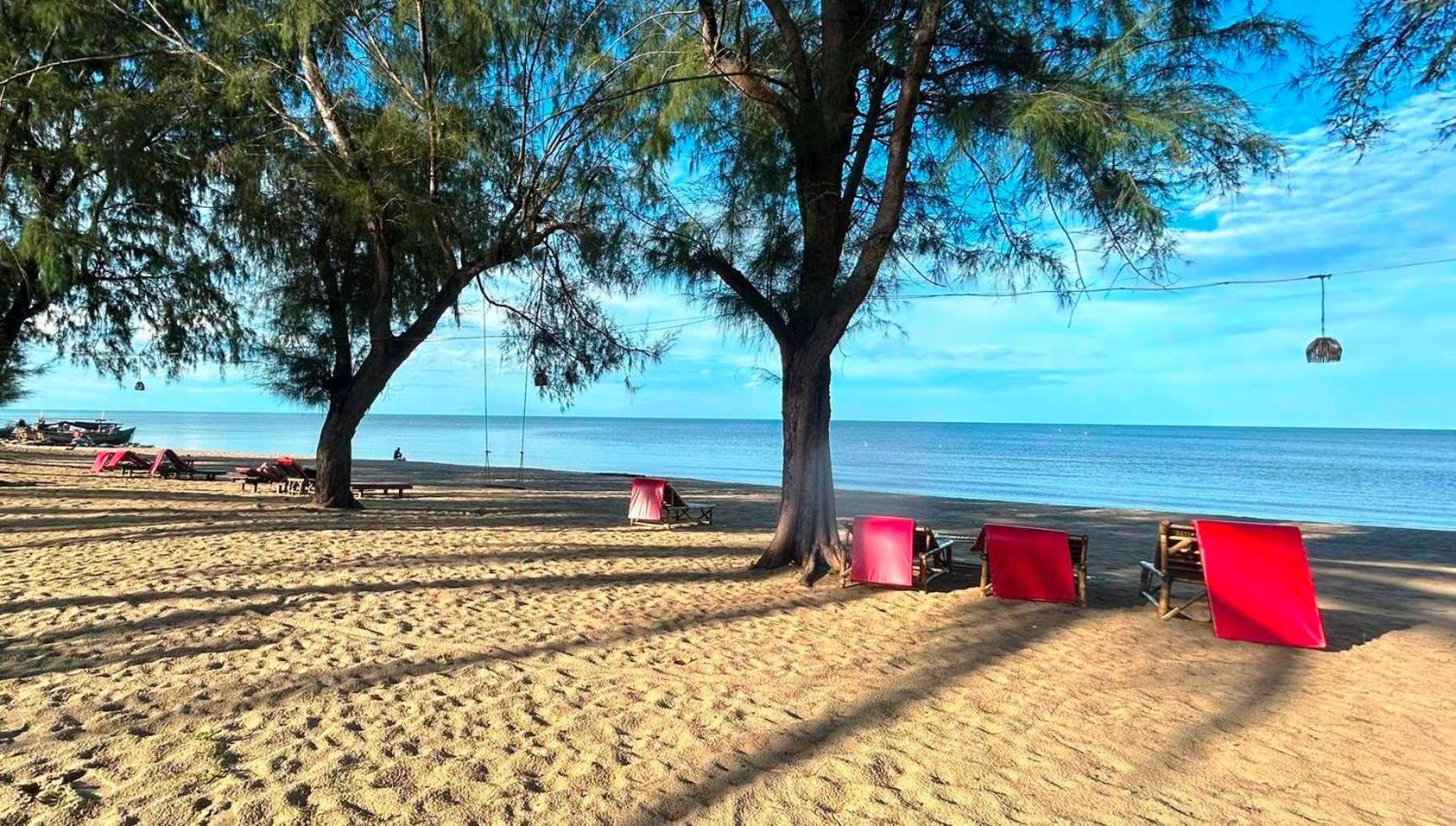 Ao Thai Resort Szathingphra Kültér fotó