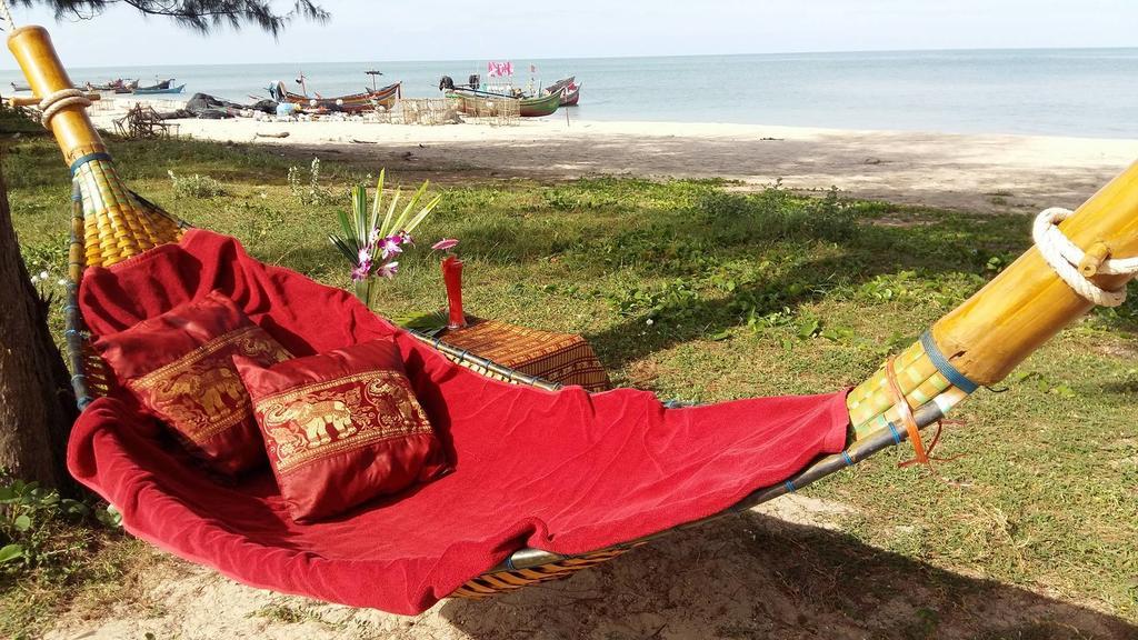 Ao Thai Resort Szathingphra Kültér fotó